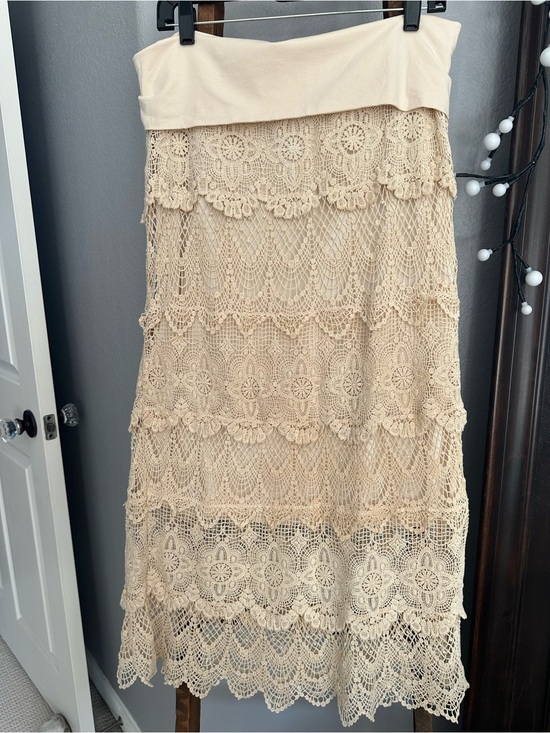 Solitaire Dresses & Skirts - Solitaire NWT Crochet Lace Maxi Skirt Creamy Tan size large
